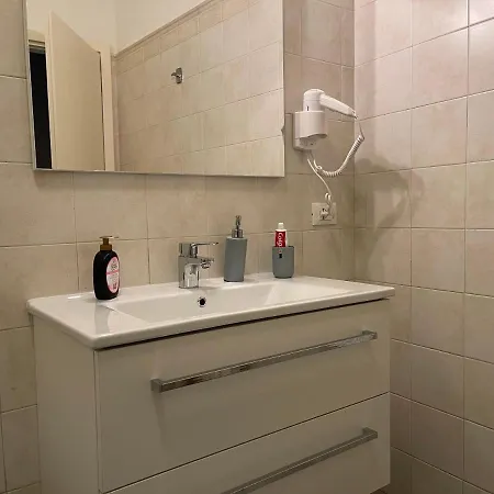 Modern & Nice * Каприате-Сан-Джервазио